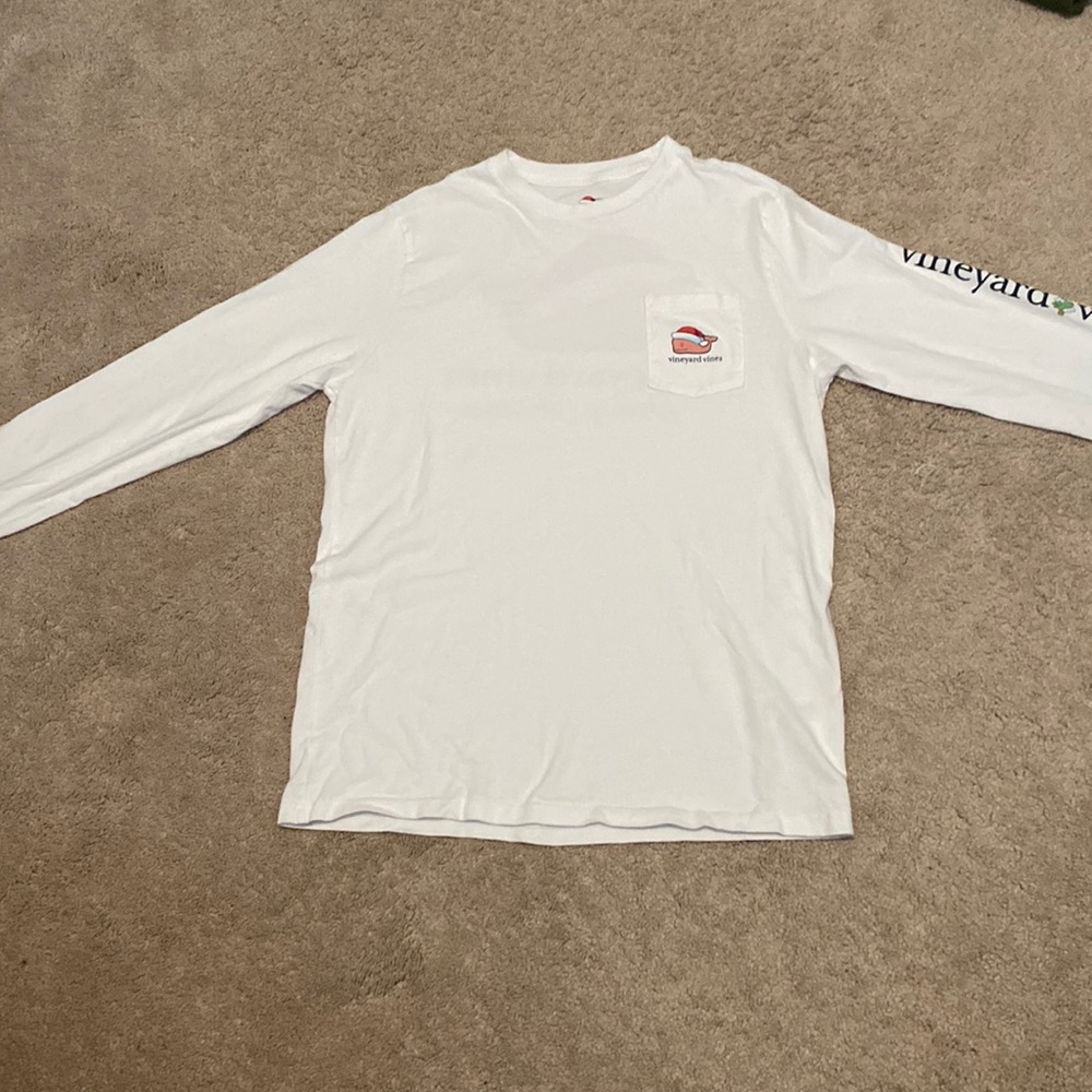 Vineyard Vines holiday long sleeve shirt